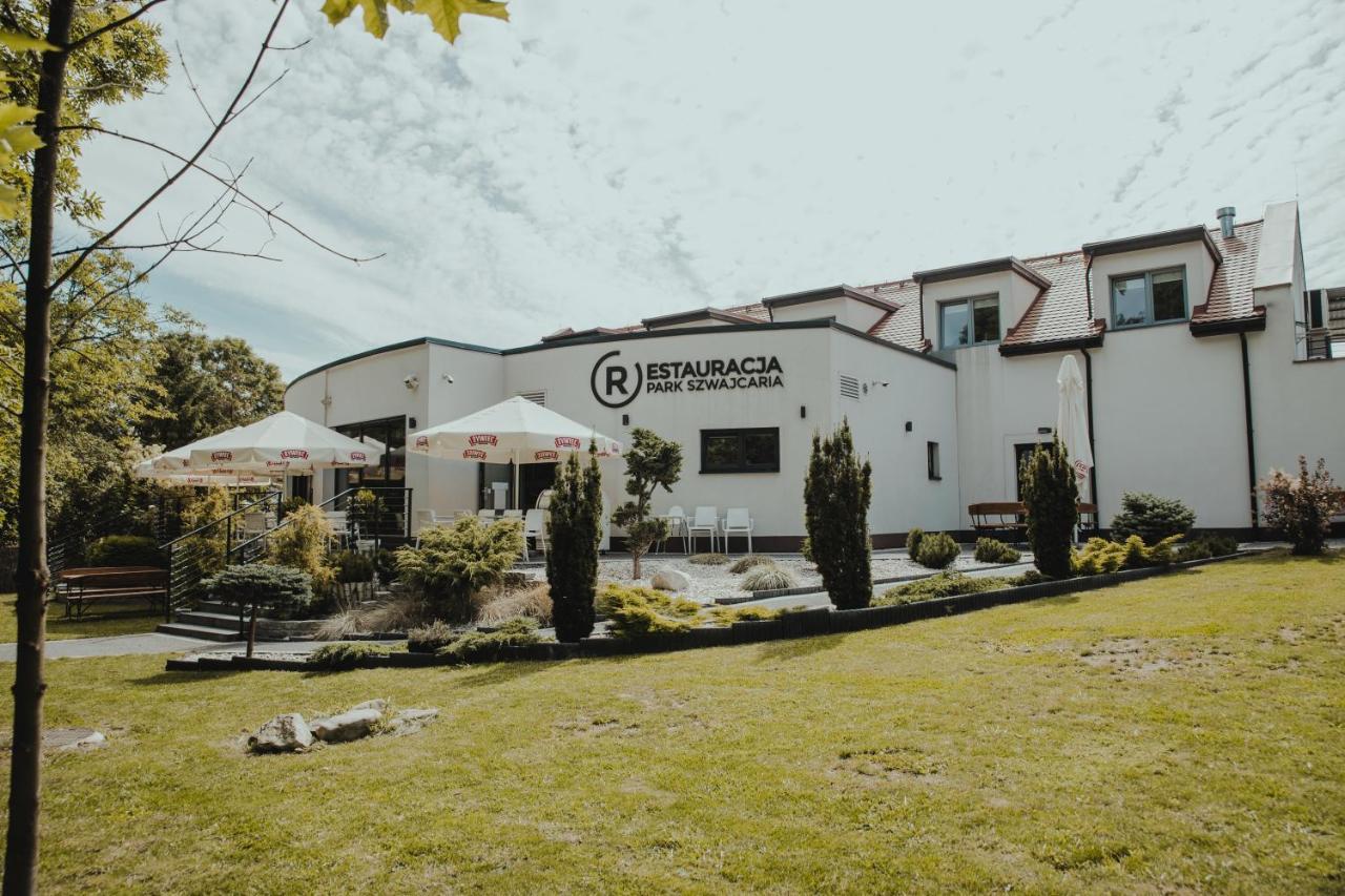 Restauracja Park Szwajcaria Ξενοδοχείο Γκλίβιτσε Εξωτερικό φωτογραφία